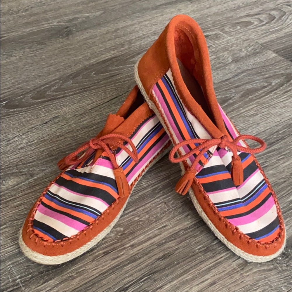 Toms Chukka Booties